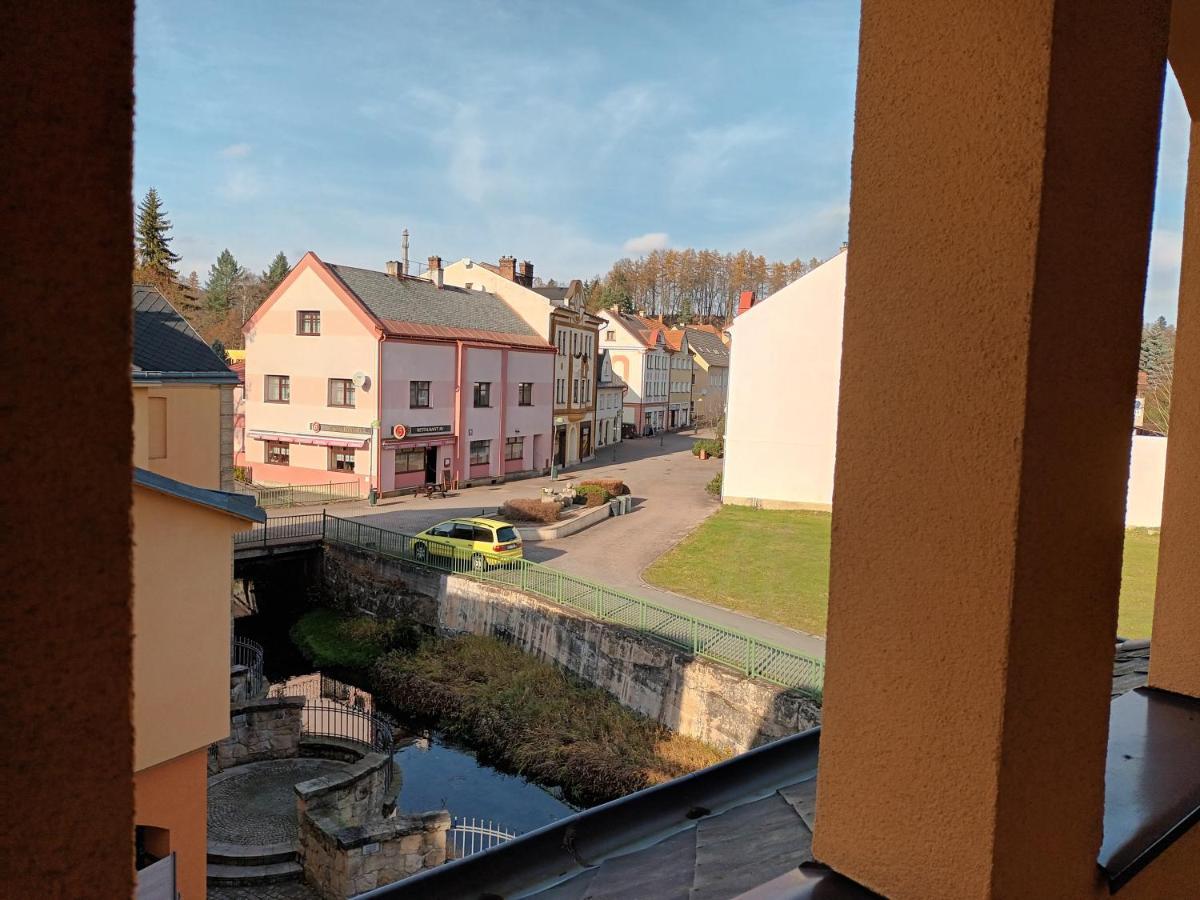 Hotel Strelnice Teplice nad Metují المظهر الخارجي الصورة