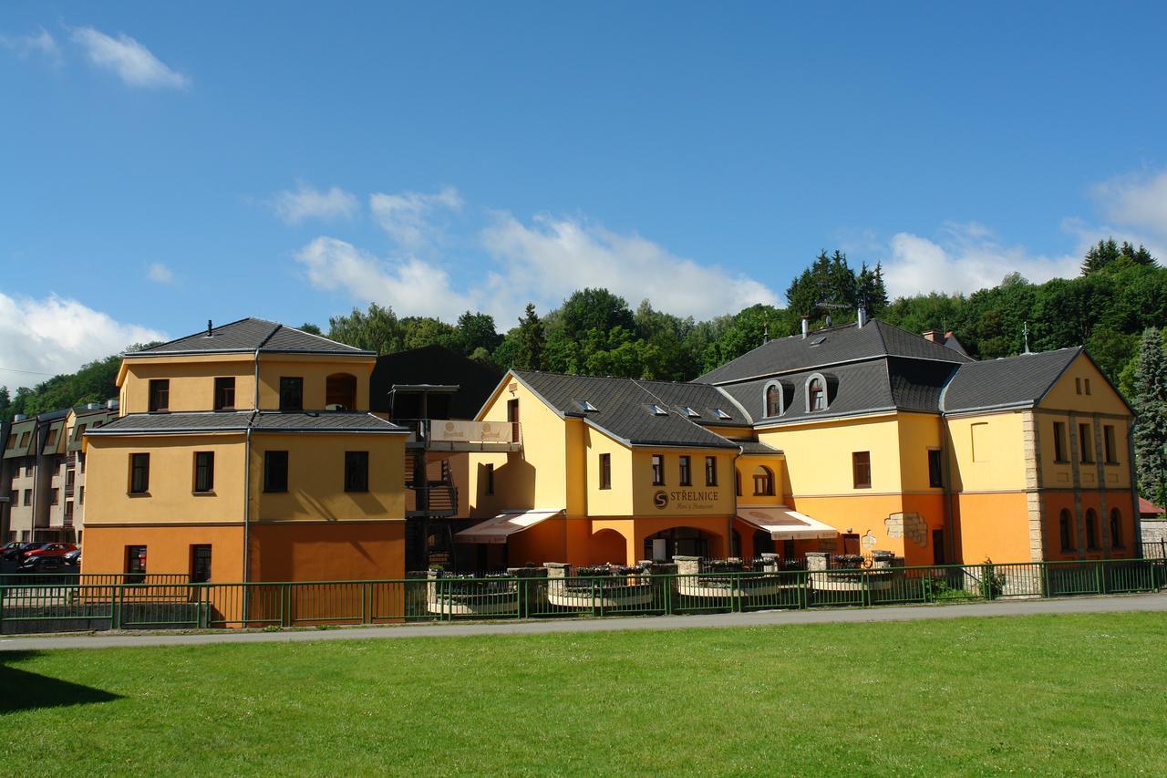 Hotel Strelnice Teplice nad Metují المظهر الخارجي الصورة