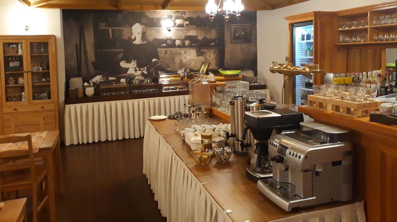 Hotel Strelnice Teplice nad Metují المظهر الخارجي الصورة